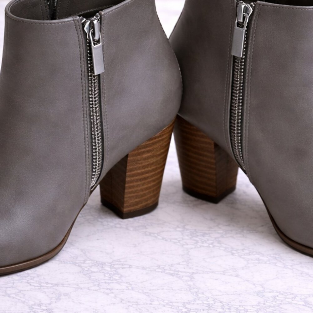 APTO Gray Ankle Booties – NWOT – Size 8.5 - Picture 5 of 7